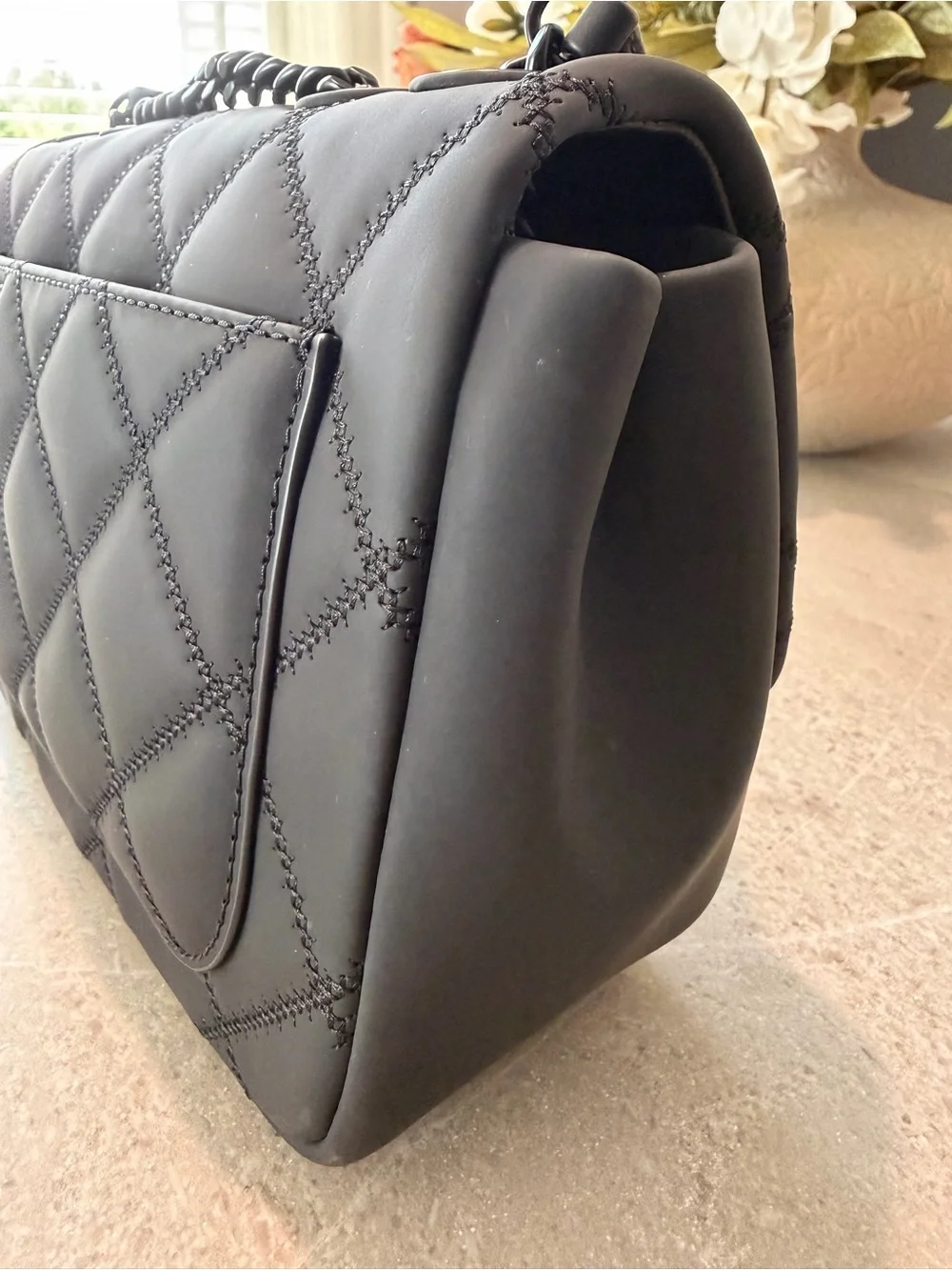 Tory Burch Willa Shoulder Bag - Matte Black